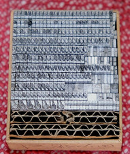 13pt Plantin  Italic Numbers   #  Metal Adana Letterpress Type  #2#