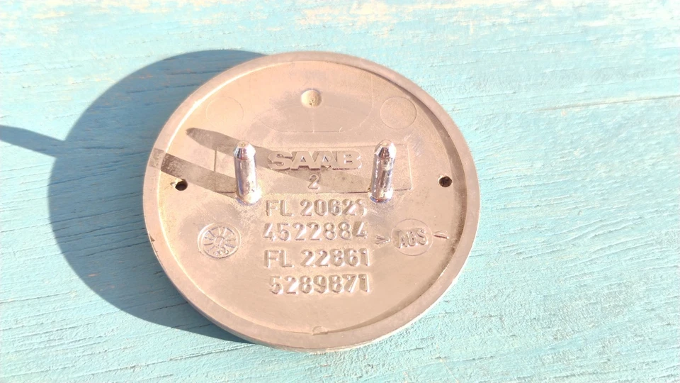 Оригинальный заводской синий значок с эмблемой переднего капота Saab Scania 900 9000 5289871 - Изображение 4 из 4