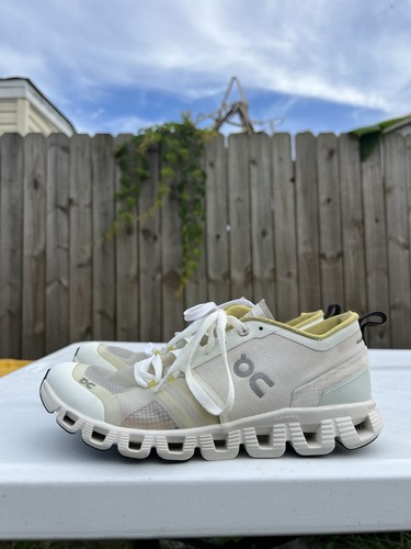 Chaussures de course femme jaune nuage taille 9 - Photo 1/11