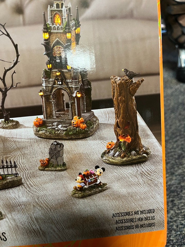 2023 Disney Haunted Halloween Village Set 12-piece Costco Exclusive NIB ...
