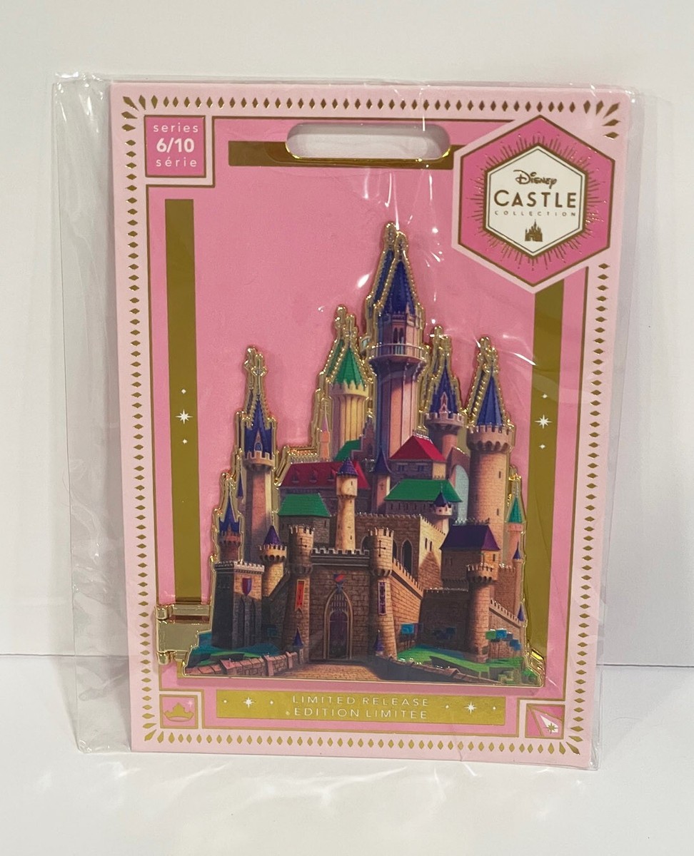 Disney Castle Collection Ornament & Jumbo Pin Aurora Sleeping