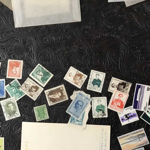Worldwide Stamp Lot 100 + Many Countries, Great Sets.. - Picture 9 of 19