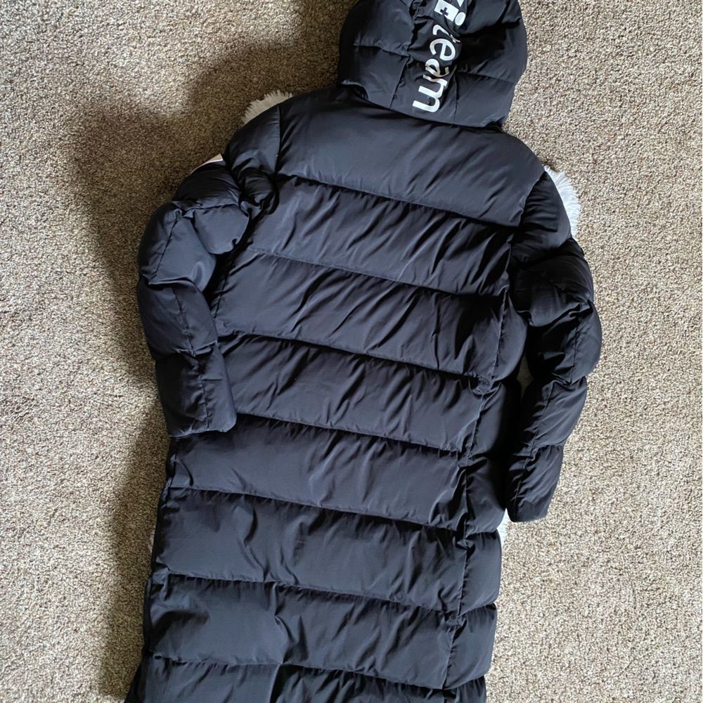 descente long puffer jacket