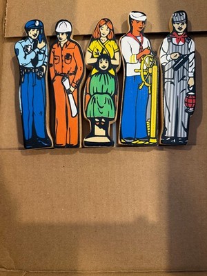 Guidecraft Career Wooden Figures 166a