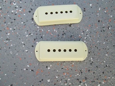 GUILD T100-D P-90 FRANZ PICKUP COVERS SET, IVORY COLOR