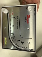 Dwyer Instruments MARK Il Plastic Manometer