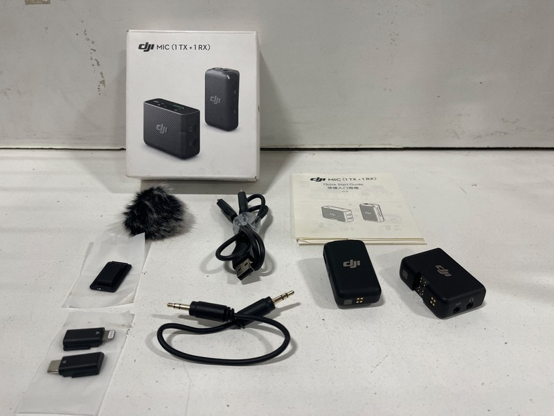 DJI Mic Wireless Microphone System (Transmitter + Receiver) CP.RN.00000308.01
