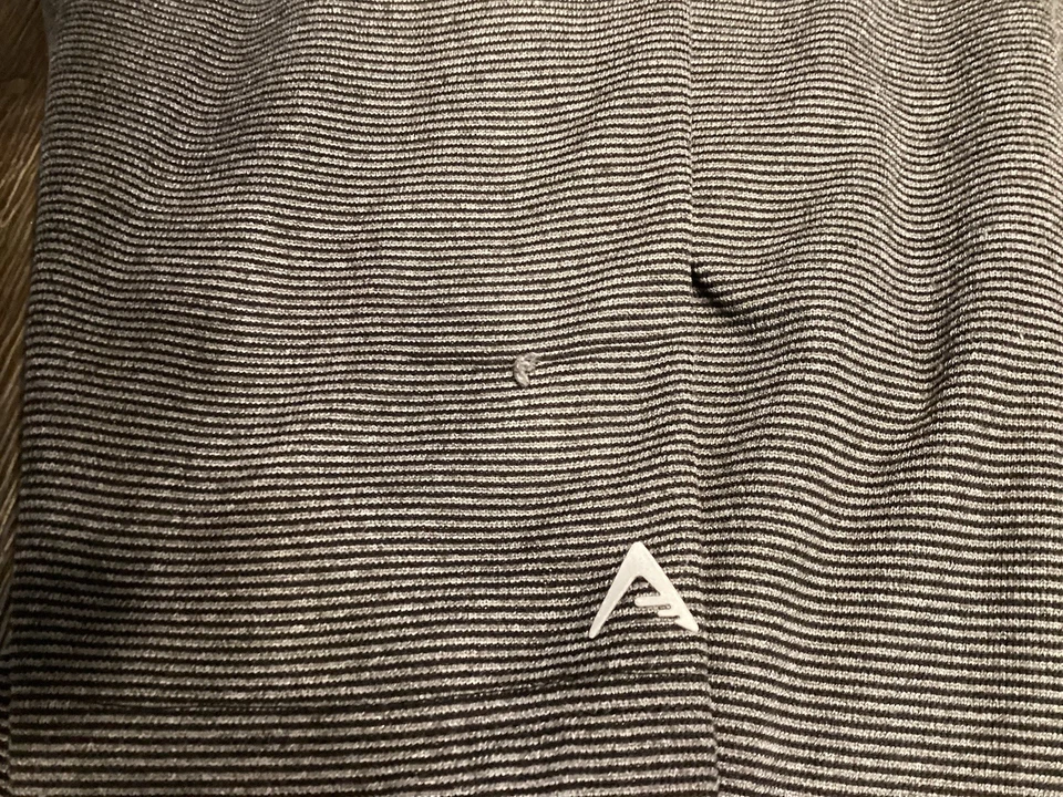 NFL New Orleans Saints Pullover Negro 1/4 Cremallera Antigua Para Hombres Talla XXL Foto 4 de 4