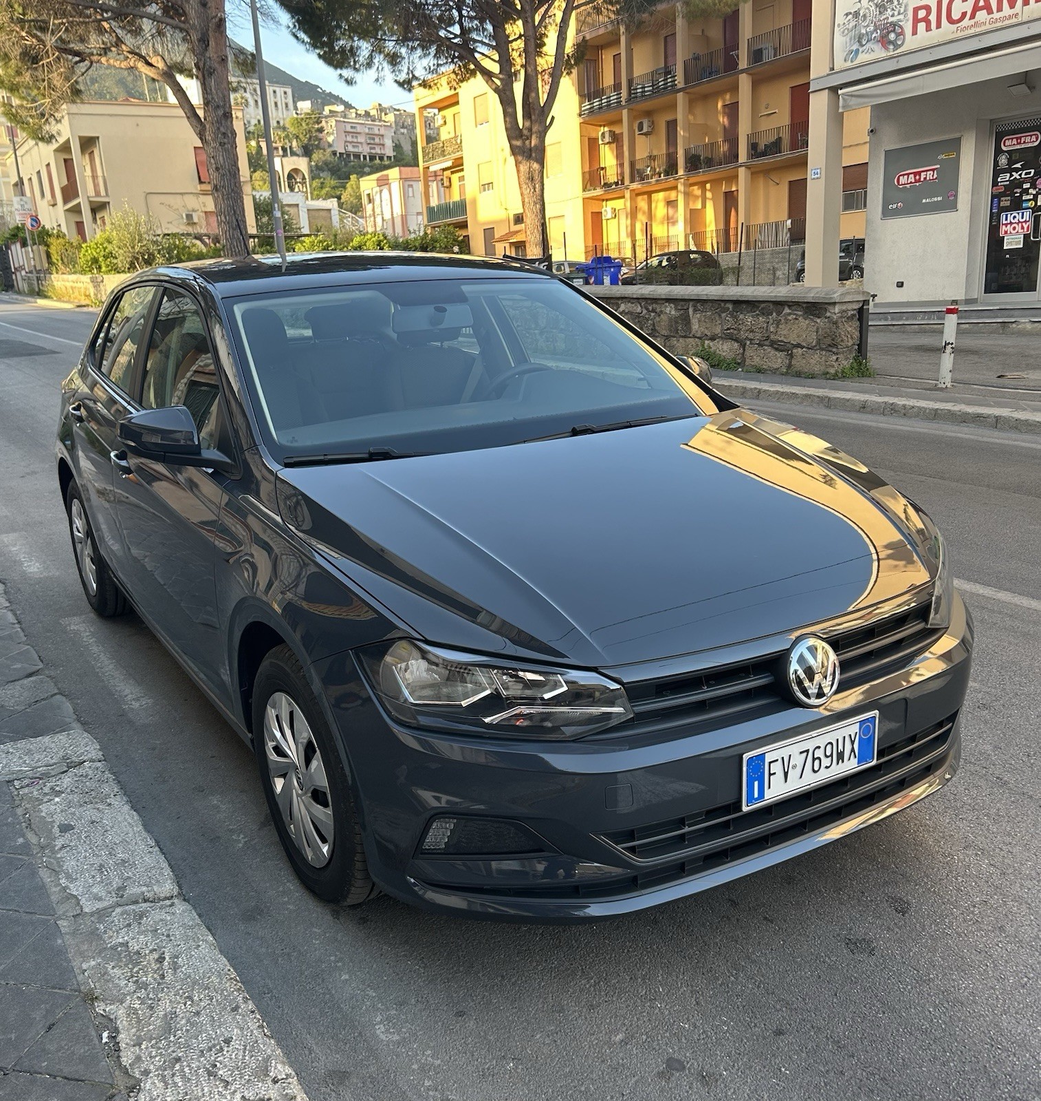 Volkswagen Polo 1.0 Benzina usata in vendita