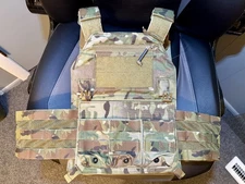 LBX Aramatus II Plate Carrier with Banger Assault Panel (Large, Multicam)