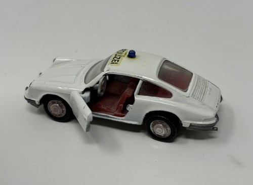 Schuco 813 Porsche 911S 1:66 Scale Die Cast Car Germany Polizei Police Rare HTF - Picture 3 of 10