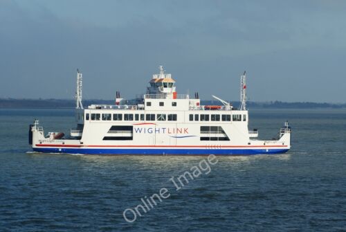Photo 6x4 Wightlink Ferry Wight Light Lymington Two Wightlink ferries pas c2010 - Picture 1 of 1