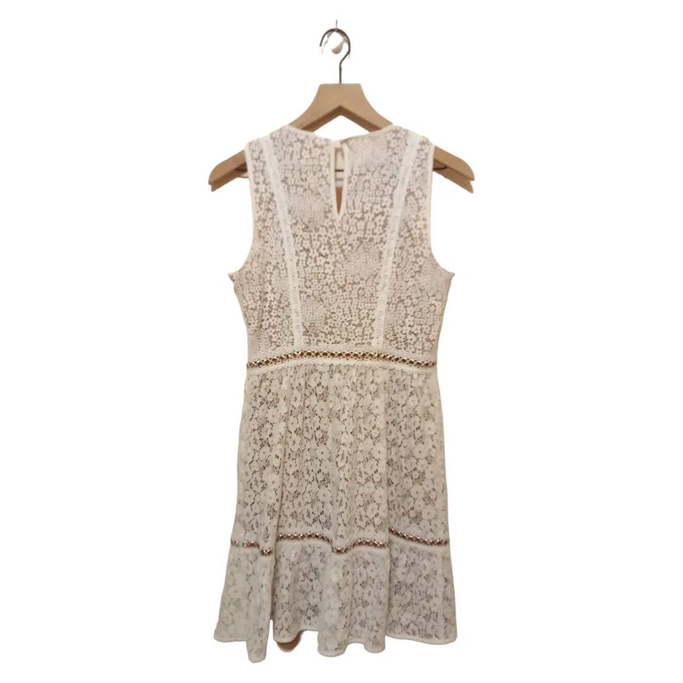 Michael Kors белый без рукавов современный цветочный кружева мини-платье размер 4 - Изображение 4 из 4
