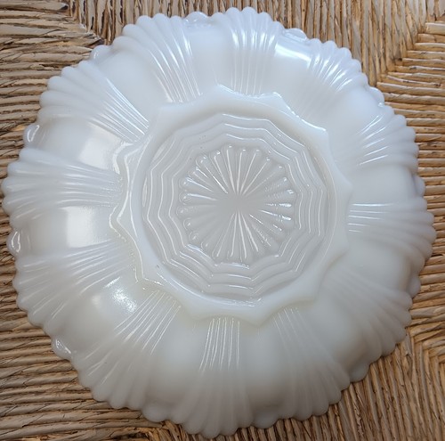 1950's Anchor Hocking Fire King Milk Glass w/ Gold Rim Deviled Egg Tray - Picture 5 of 6