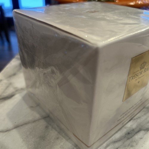TRESOR RARE De Premier Ultimate Pearl Facial Peel Mariah 60ml 2.04oz New In Box - Picture 10 of 11