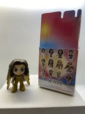 Wonder Woman Gold No Helmet Funko DC WW84 Mystery Minis Vinyl Mini Figure. 2020.