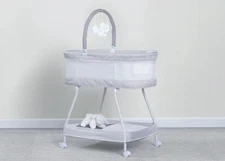 Delta Children Waves Bassinet White / Grey 25033-2239