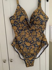 Boden blue and gold cup size swimsuit. BNWT. size 38B. Great for holidays.