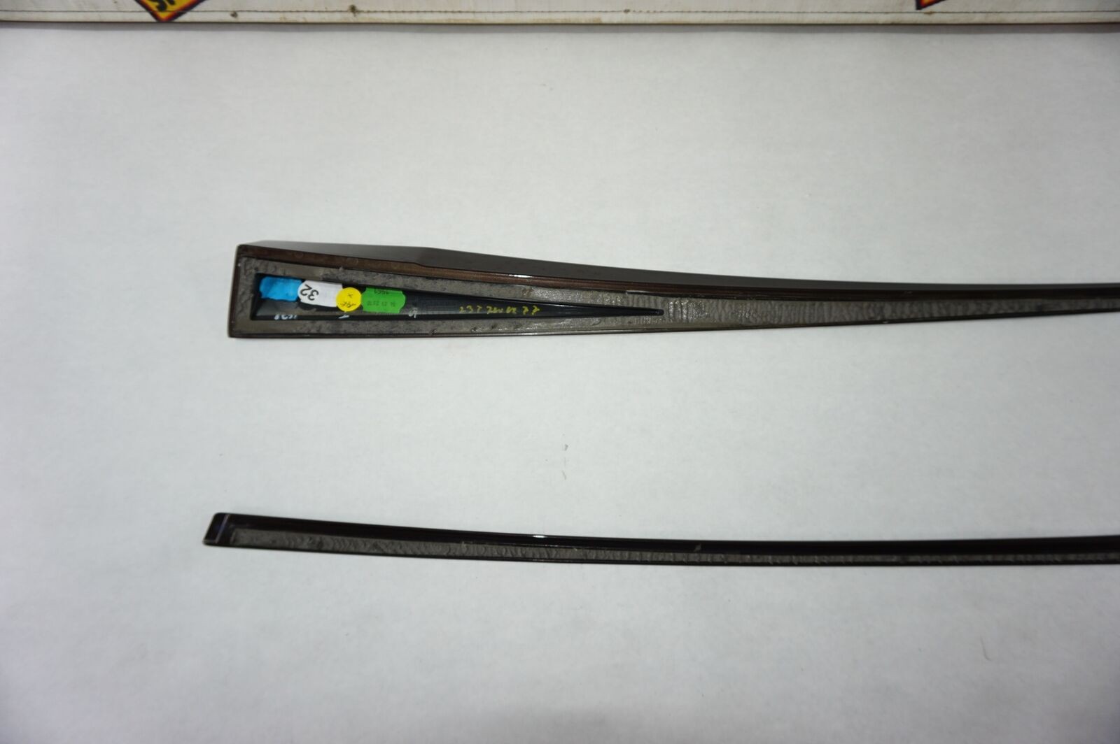 AUDI R8 SPYDER BELT MOLDING DOOR TRIM 2011 2012 2013 2014 2015 427853267C