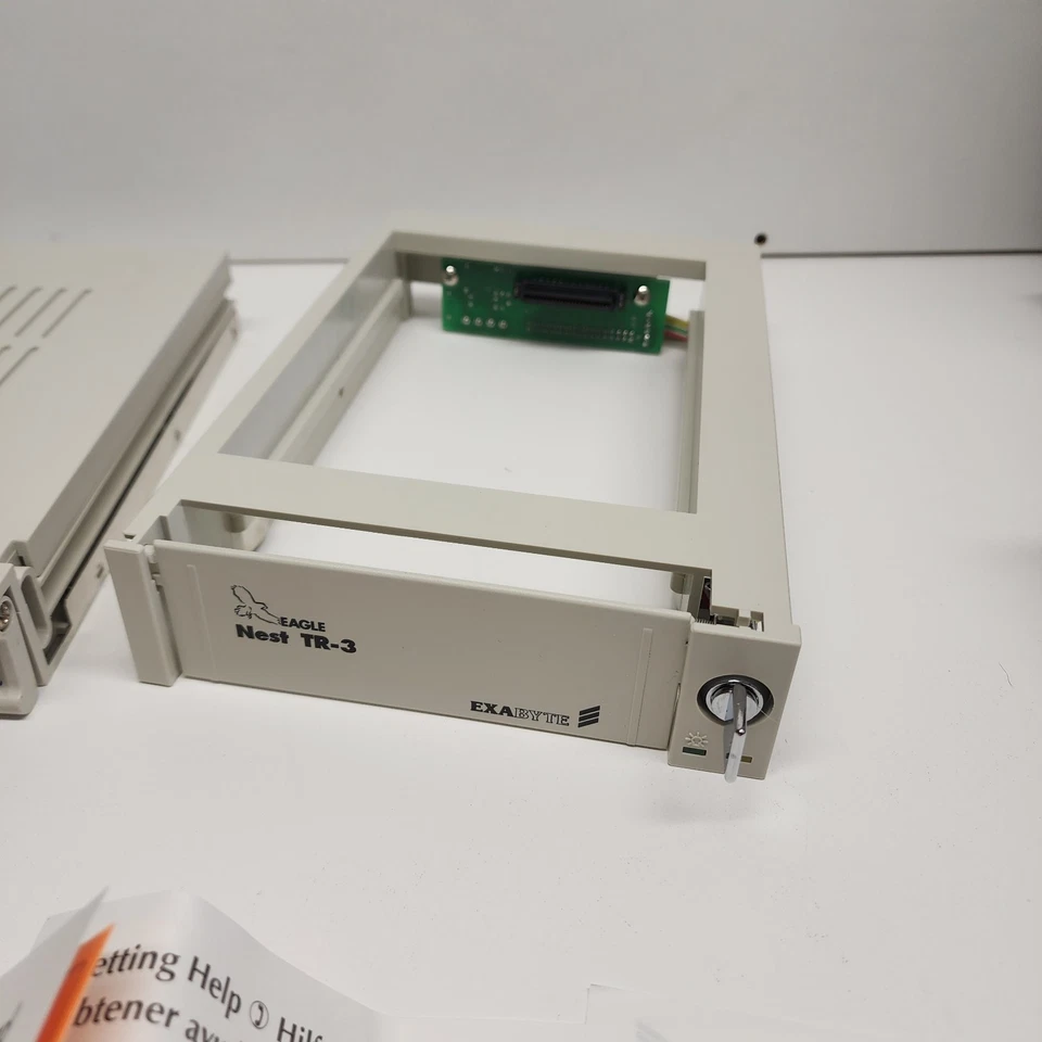 317302 Exabyte Eagle TR3 Internal Travan Tape Drive With Lockable Eagles Nest - Image 2 of 4