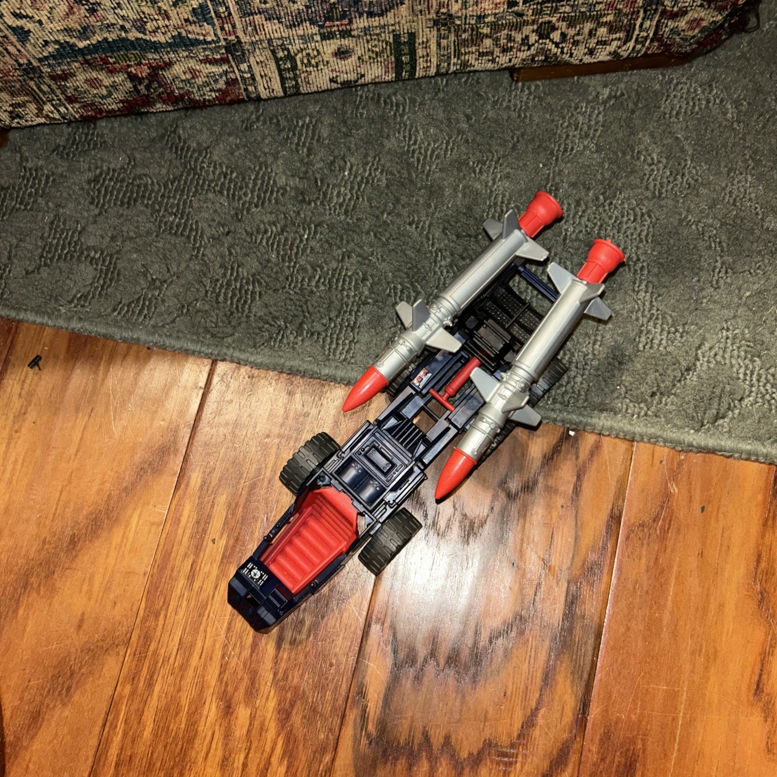 Picture 1 of 6