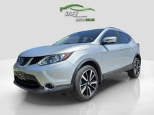2017 Nissan Rogue Sport Sl Sport Utility 4d 2017 Nissan Rogue Sport Sl Sport Utility 4d