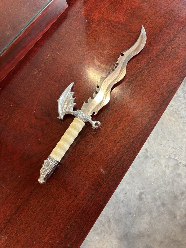 Flying Dragon Dagger Stainless Steel Blade Sword Knife Decorative 22”