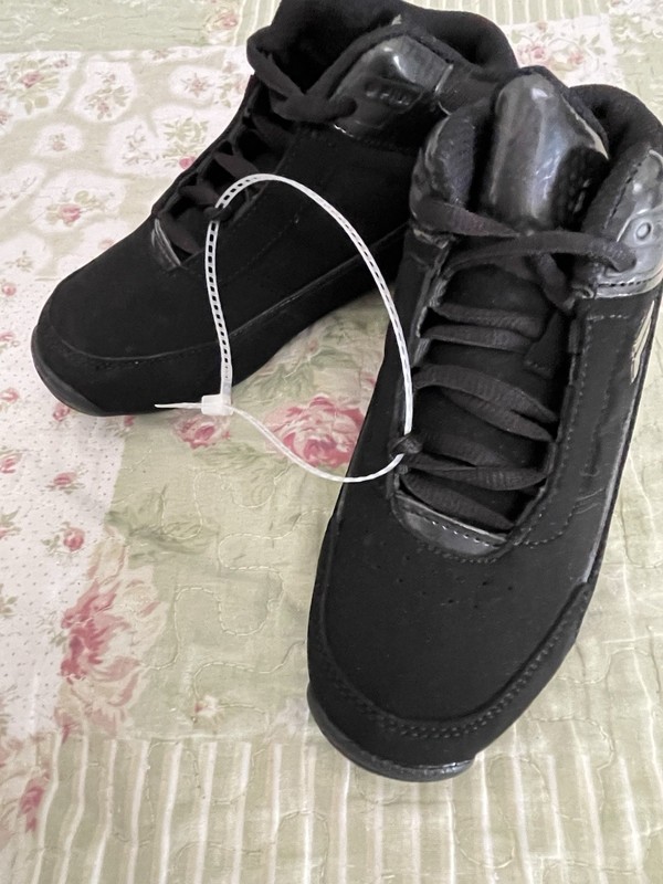 FILA NWT Sz 1 Boys Black Suede/Leather High Top Sneakers Lace Up