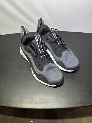 Reebok Women's Zig Dynamica Adventure Sneaker Size 10 Black/Chalk Pre-Owned
