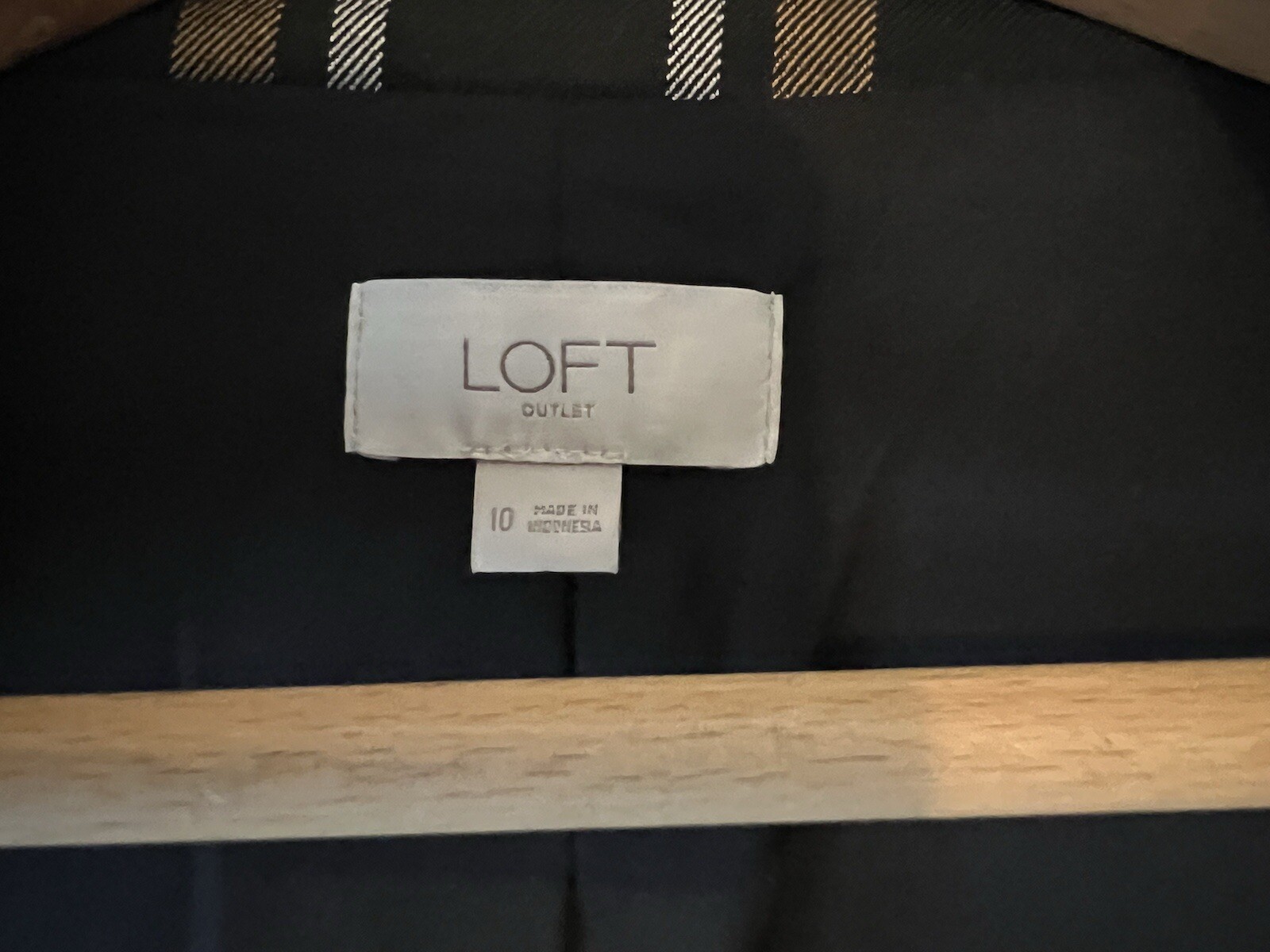 LOFT Outlet Plaid Single Button Lined Structured … - image 6