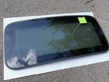 2004-2006 Acura Tl Sunroof Glass Moonroof Window Factory Oem 2004-2006 Acura Tl Sunroof Glass Moonroof Window Factory Oem