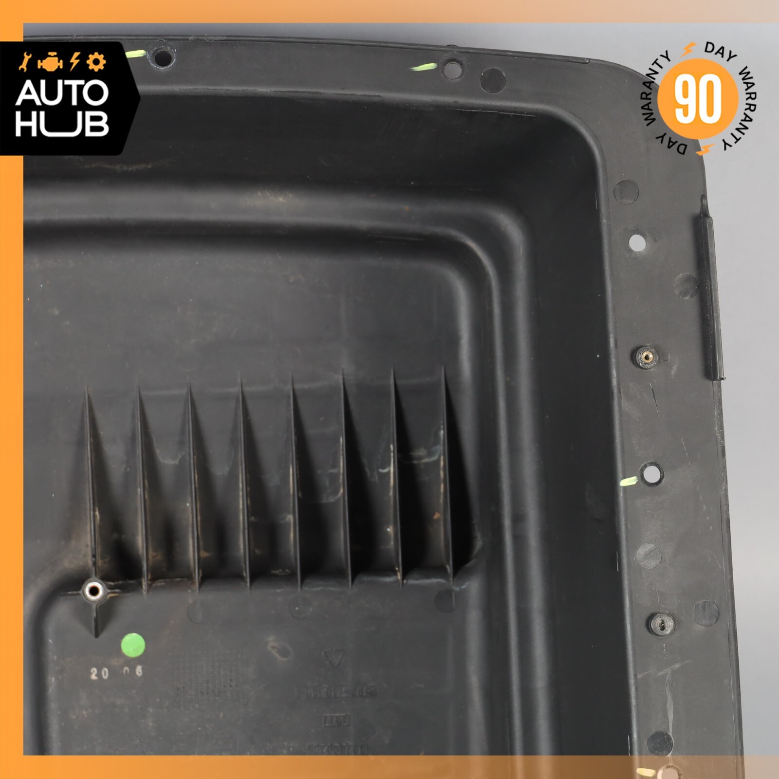 05-07 Maserati Quattroporte S M139 Trunk Spare Tire Compartment Box OEM 79k