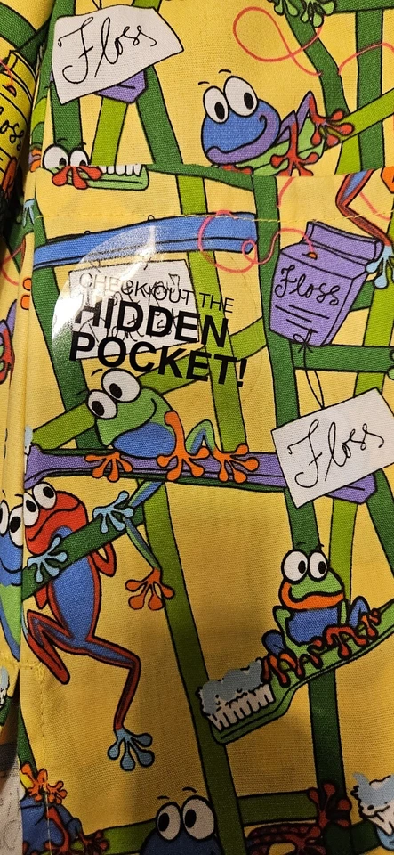 Women's Dental Scrub Top Size 4X / Toadly Dental / New/ Dental theme with FROGS - Image 4 of 4