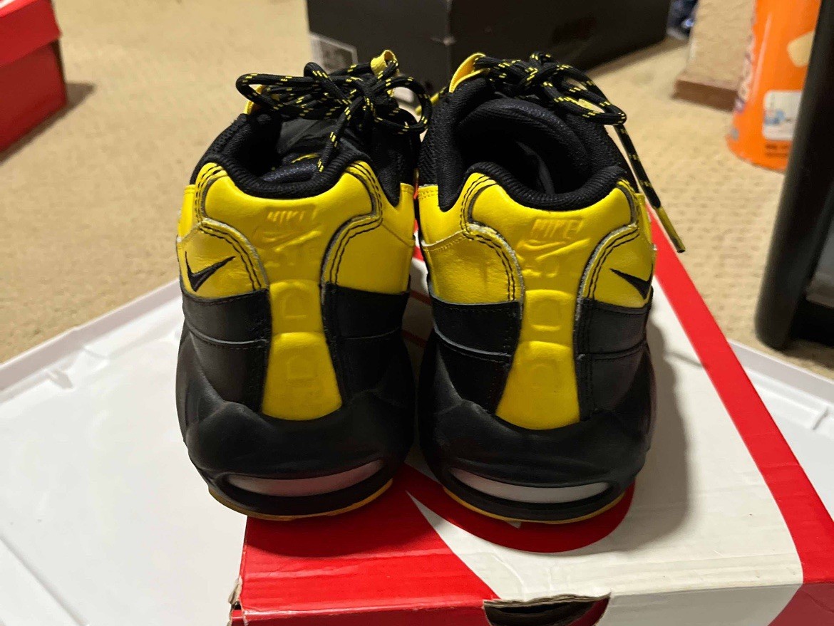 NIKE AIRMAX95 LDV　フィギュア s-l1200.jpg