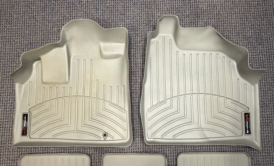 Alfombrillas WeatherTech Liners 1999-2004 Honda Odyssey, 1ª/2ª fila - GRIS Foto 2 de 4