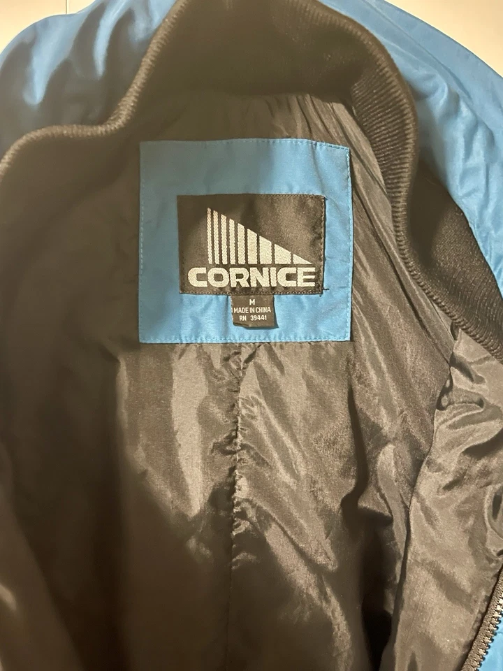 Mens Vintage 80’s Cornice Snowsuit Ski Jumpsuit Size Medium Color Teal & Purple - Image 3 of 3