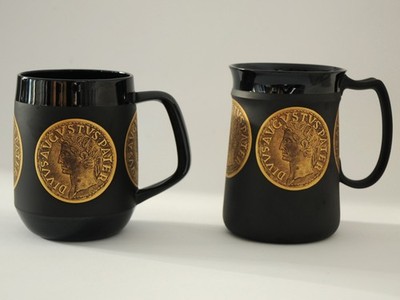 Rosenthal studio linie 1. Wahl 2 Tassen Divus Augustus Pater schwarz gold zeitlo
