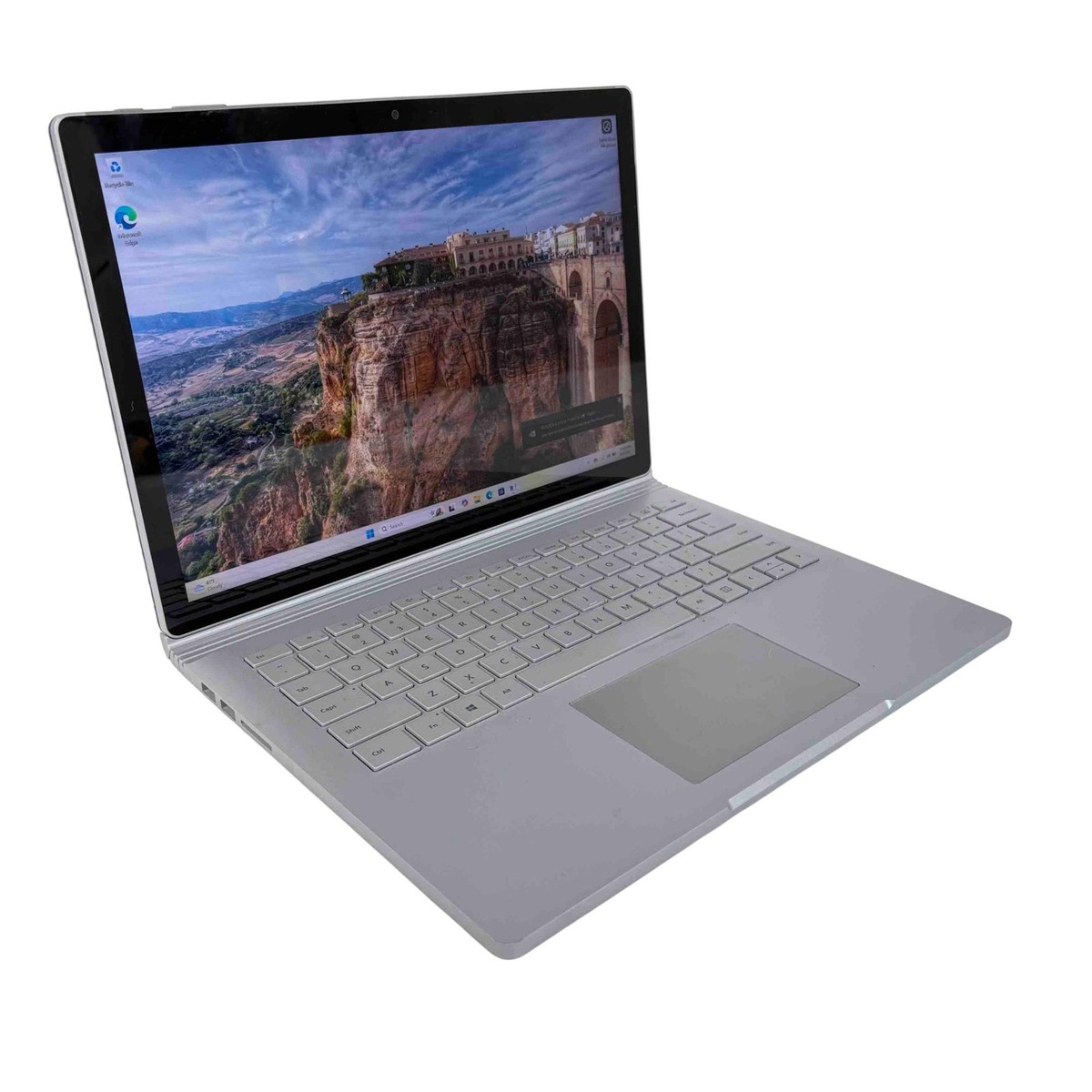 Microsoft Surface Book 2 Core i7-8650U 1.9GHz GTX 1050 16GB RAM