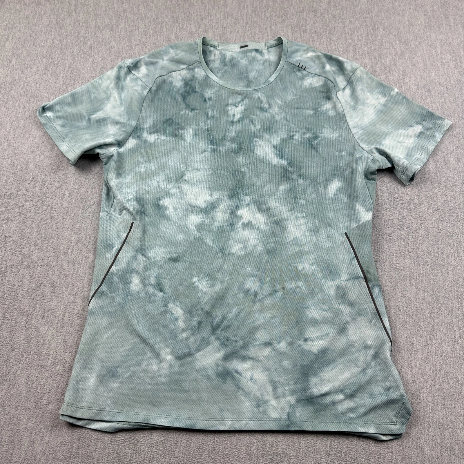 Lululemon Shirt Men Small Green Stretch Fast Free Short Sleeve Spray Dye Running