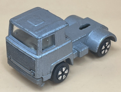 Playart Sattelzugmaschine silber 1:87 Hong Kong Cab Only Vintage Diecast