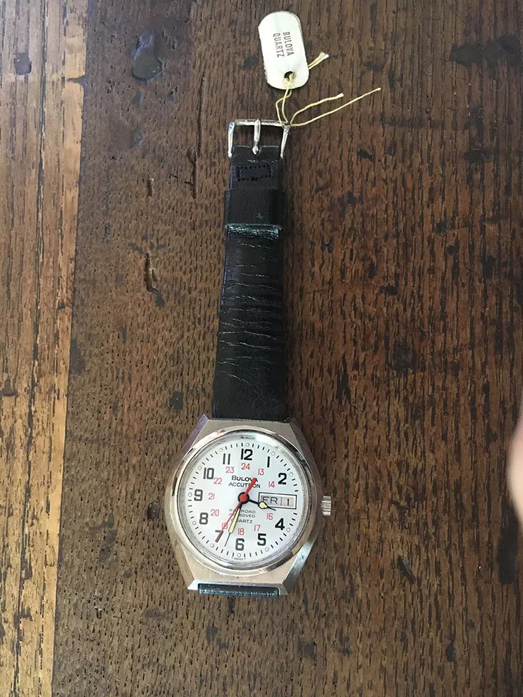 Bulova railroad approved clearance quartz