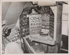 HANDLEY PAGE HERMES FLIGHT ENGINEERS STATION LARGE VINTAGE PHOTO 1