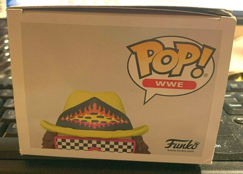 Funko Pop WWE "Macho Man" Randy Savage Walmart Exclusivo #83 Sin usar, en caja - Imagen 6 de 7