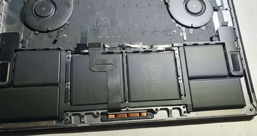 Damaged MacBook Pro 15 A1990 2018-2019 (No Logic Board) Space Grey Faulty (#1) - Bild 11 von 14
