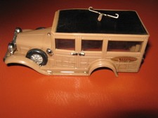 RARE Vintage 1964 Ideal Motorific Brown Ford Woody Slot Car 4272-1 BODY/PIN only