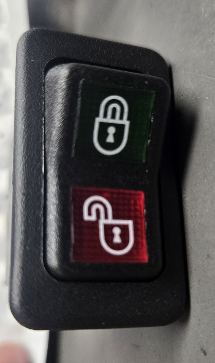 Mustang Mfg Skid Steer Loader 090-32446 Interlock Switch Replaces