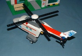 TOWN: CITY, HOSPITAL HELICOPTER RESCUE SET 4429 - LEGO - 2012 - USED