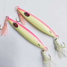 2Pcs Fast Sinking Luminous Metal Casting Jig Lure Four Fork Claw Fishing Hooks