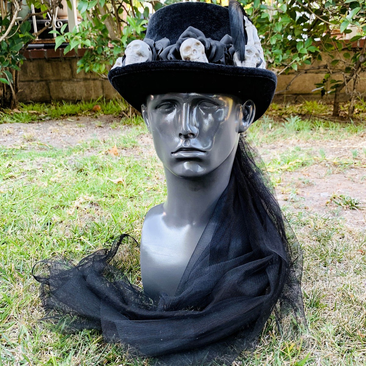 Voodoo Black Rose & Skeleton Hand And Skull Feather Costume  display picture 1