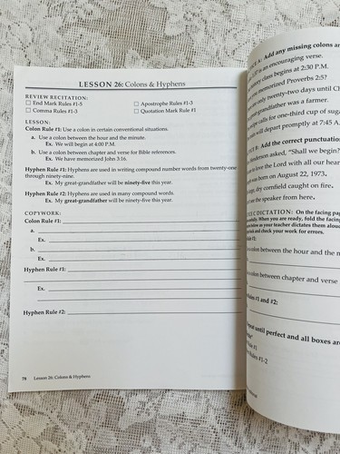 Memoria Press English Grammar Recitation I Teacher Guide & Grammar Handbook - Picture 4 of 9